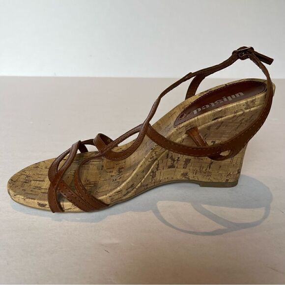 Unlisted Women's Wedge Sandals 8 1/2M Brown/Tan Cork Strappy - Picture 3 of 8